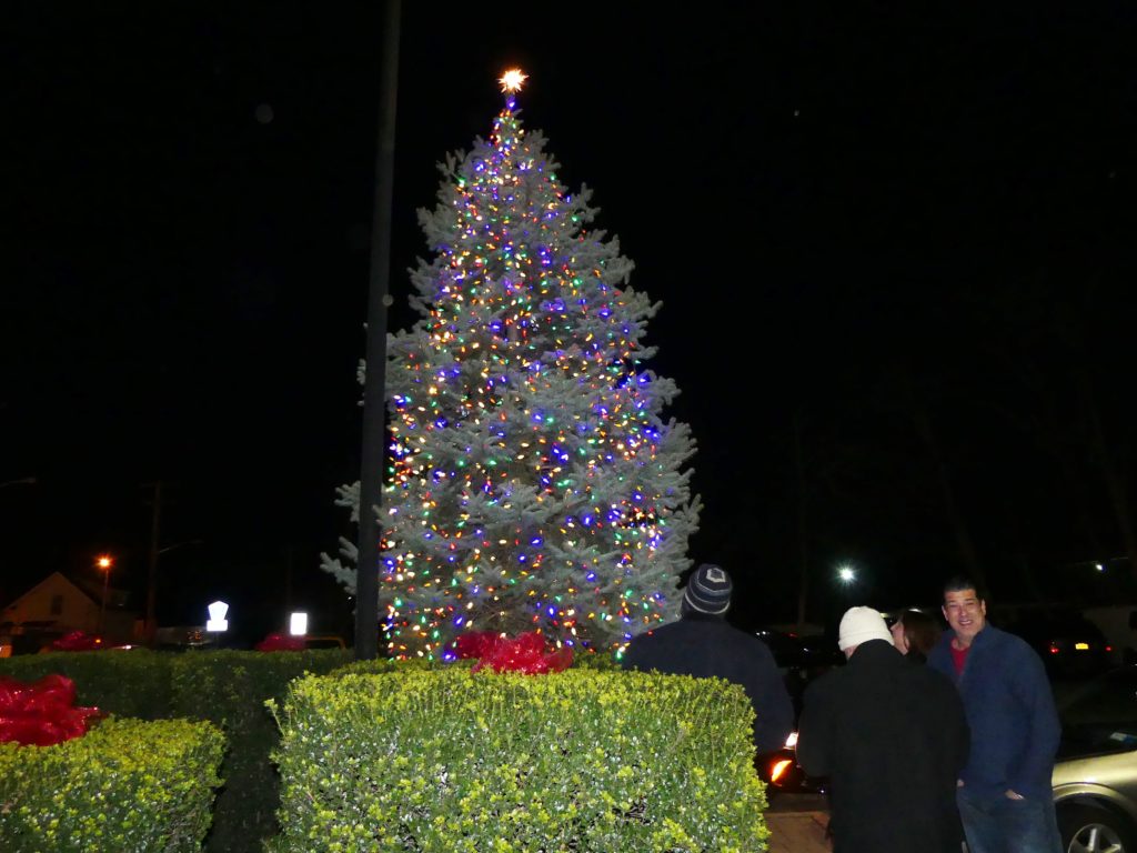 First Annual Huntington Station BID Tree Lighting